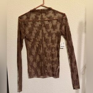 FREE PEOPLE SHEER LONG SLEEVE TOP!! HOT!! 😍🔥